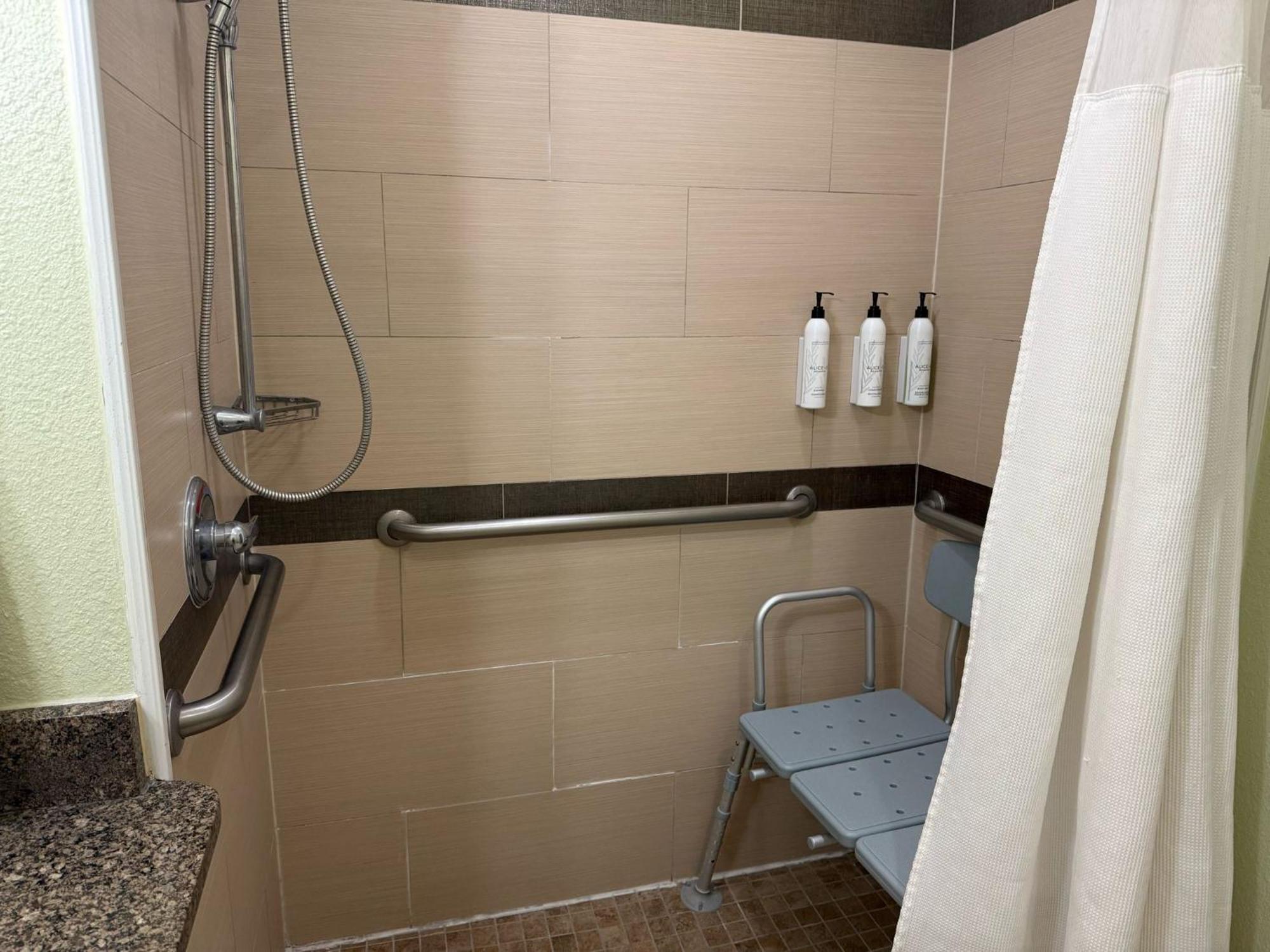 Fairfield Inn And Suites By Marriott North Spring Ngoại thất bức ảnh